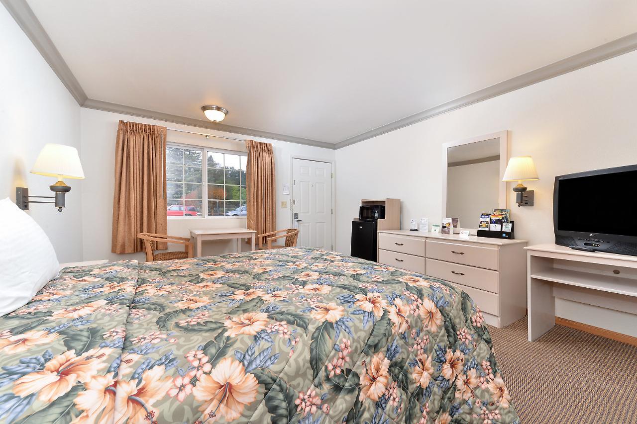 Americas Best Value Inn - Ukiah Exterior photo