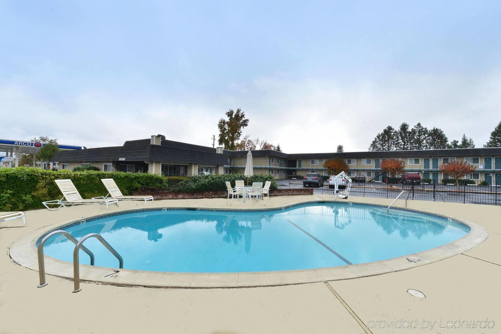 Americas Best Value Inn - Ukiah Exterior photo