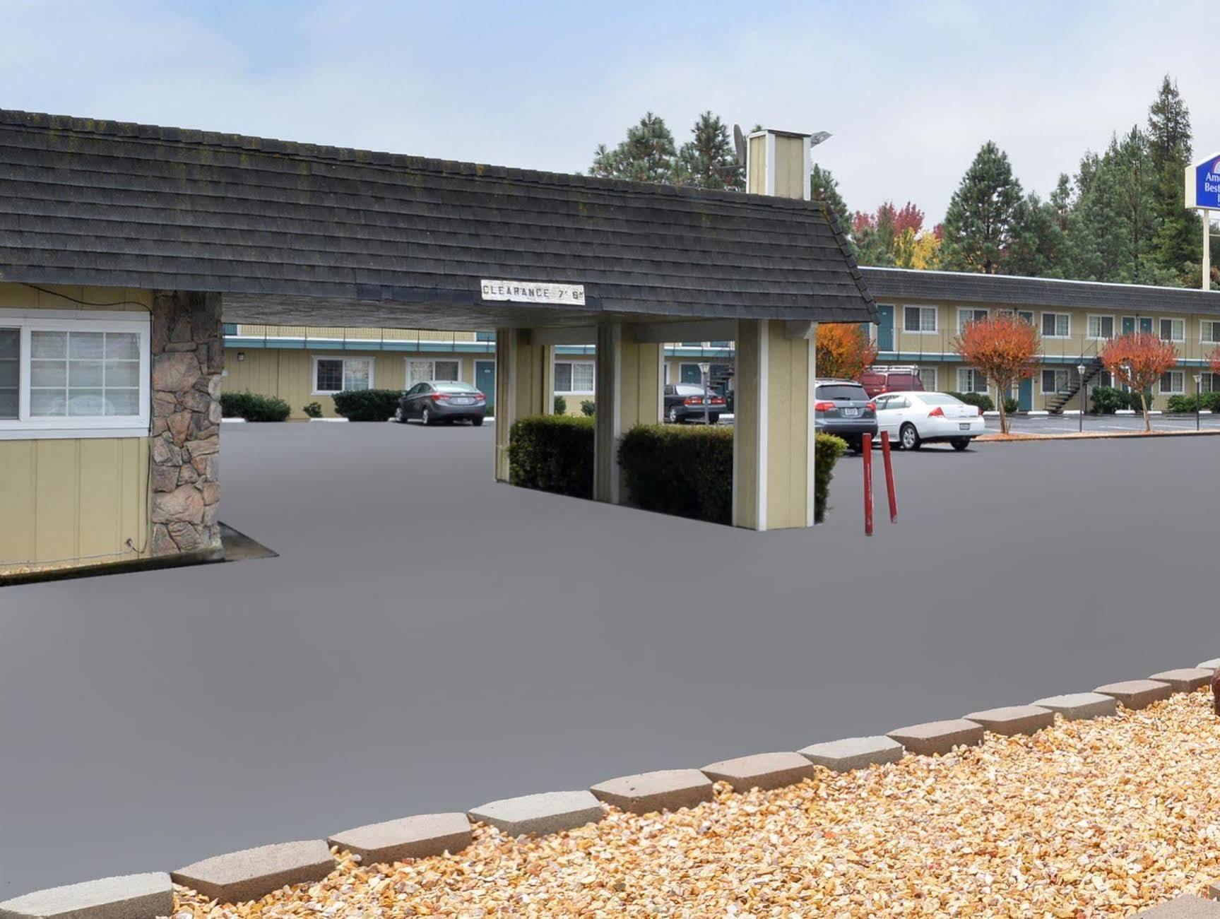 Americas Best Value Inn - Ukiah Exterior photo
